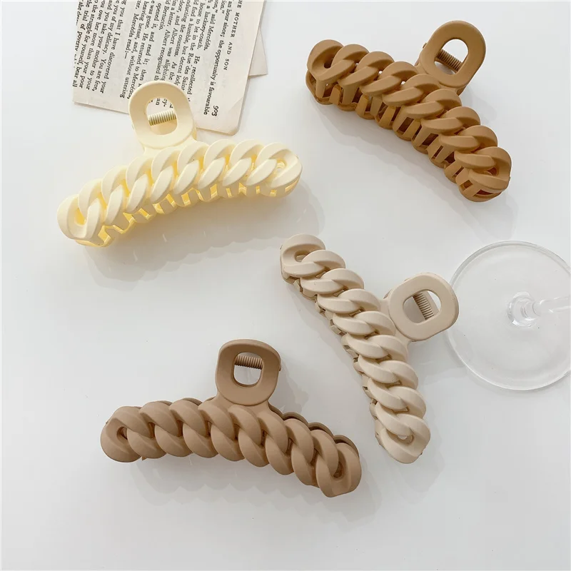 

New Hair Claw Clip 11cm Large Size Hair Clamps Grabs Wave Geometric Bath Shark Clip Ins Women Accessories Headwear