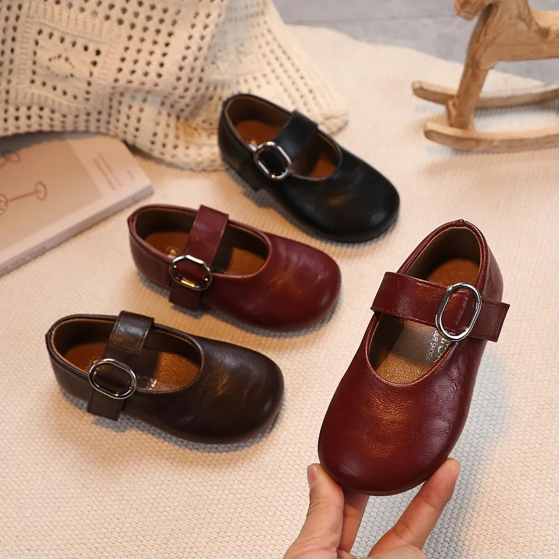 

2025 New Girls' Leather Shoes Spring Autumn New Soft Sole Retro Lightweight Kid's Princess Shoes Shallow Mouth Children's Shoes