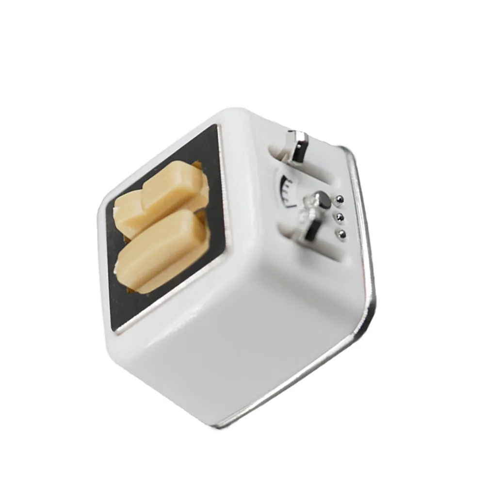 

Mini White Bread Maker 3D Miniature Ornament Chic Creative Bread Maker Decoration Accessory for Mini House Furniture