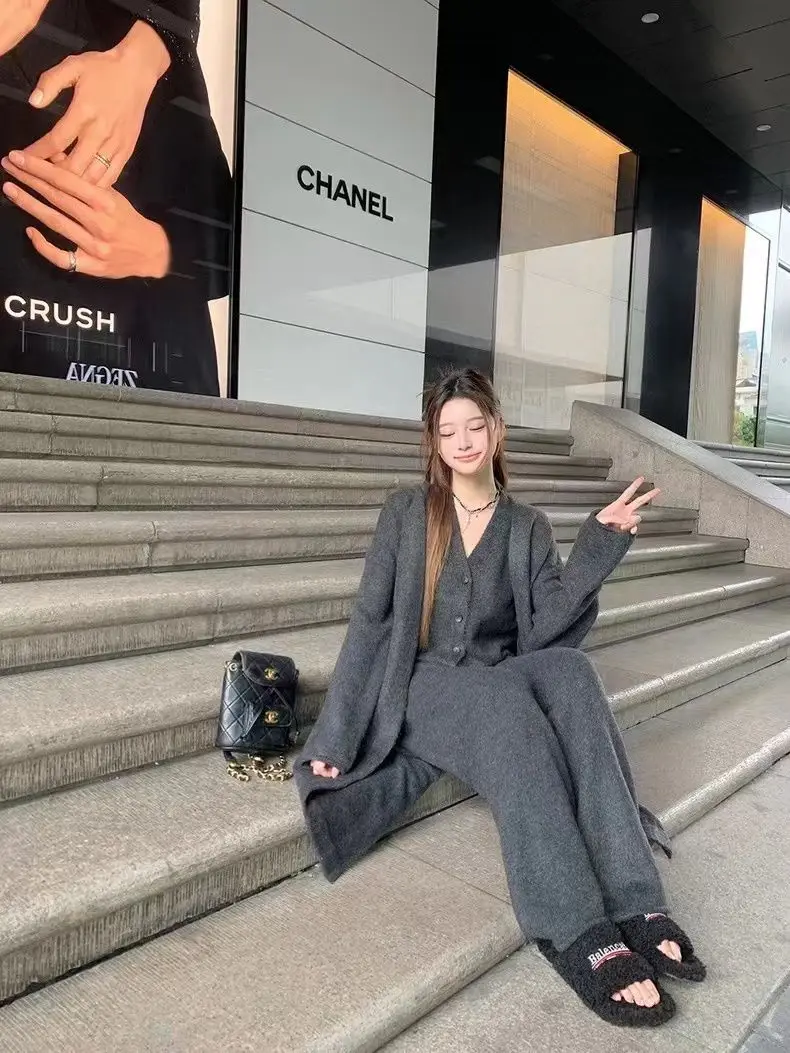 Maillard British Style Long Sweater 2024 Autumn and Winter Simple Commuting High-end Feeling New Retro Coat 3-piece Set