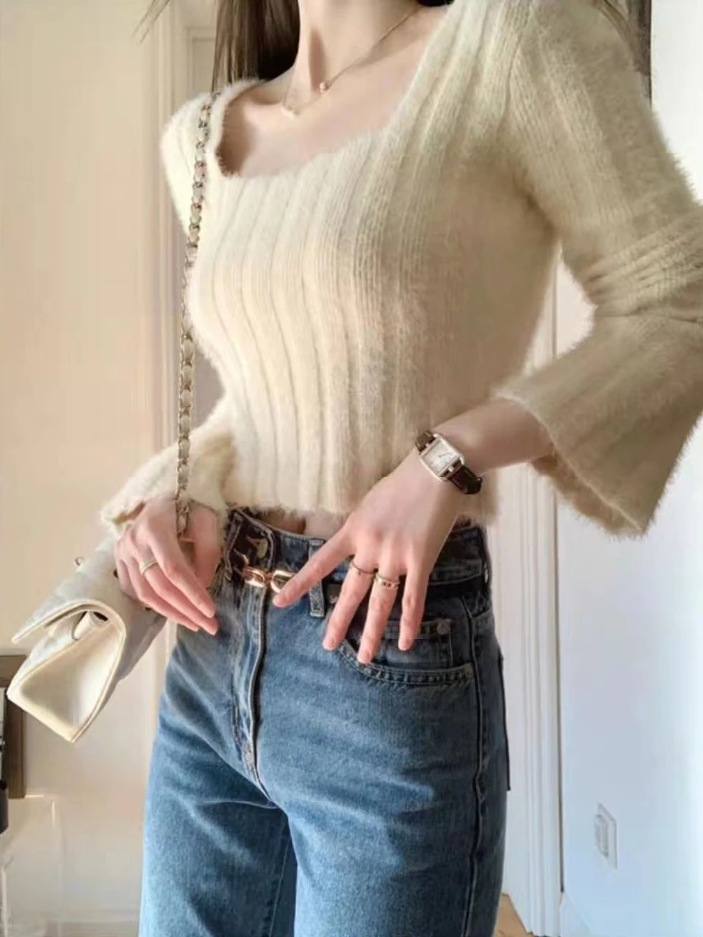 Pure Desire White Slim Fit Square Neck Knitwear Women's Autumn Winter Inner Wear Design Sensation Short Top Base Layer