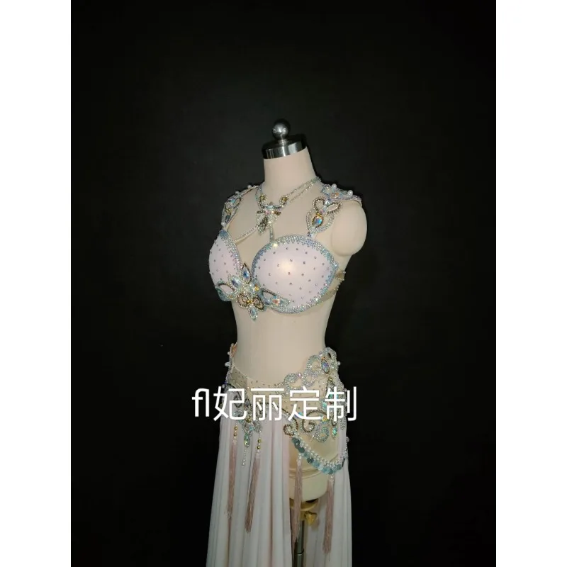 Spersonalizowany strój do tańca brzucha, kostium konkursowy, orientalny taniec, duża huśtawka, spódnica z podwójnym rozcięciem, stanik do tańca brzucha.