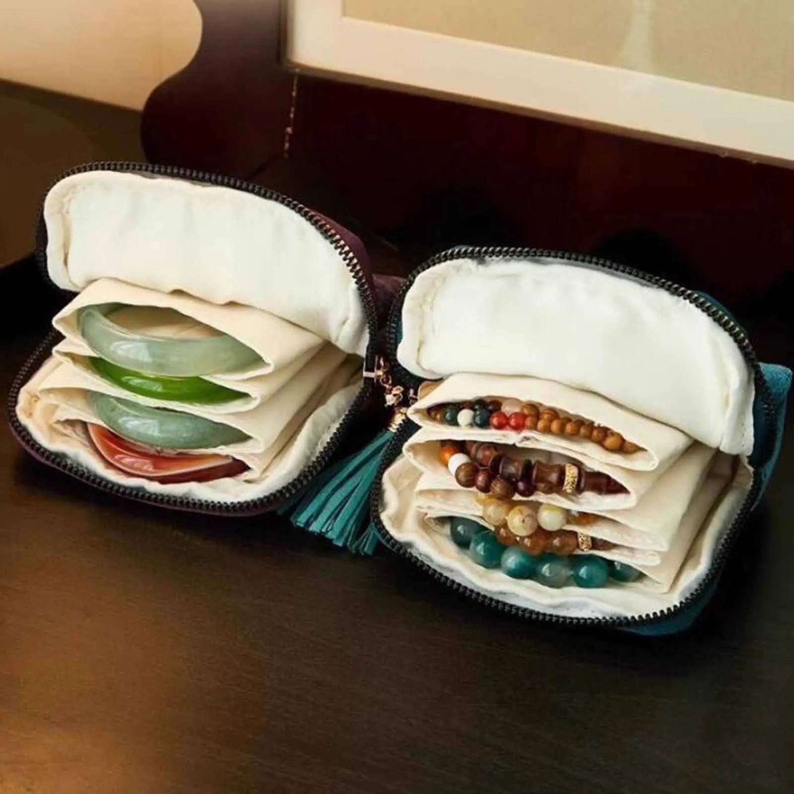Small Travel Jewelry Case Organizer Storage Bag Elegant Brackets Carrying Anklets Trinkets Pouch for Engagement Mom Wife