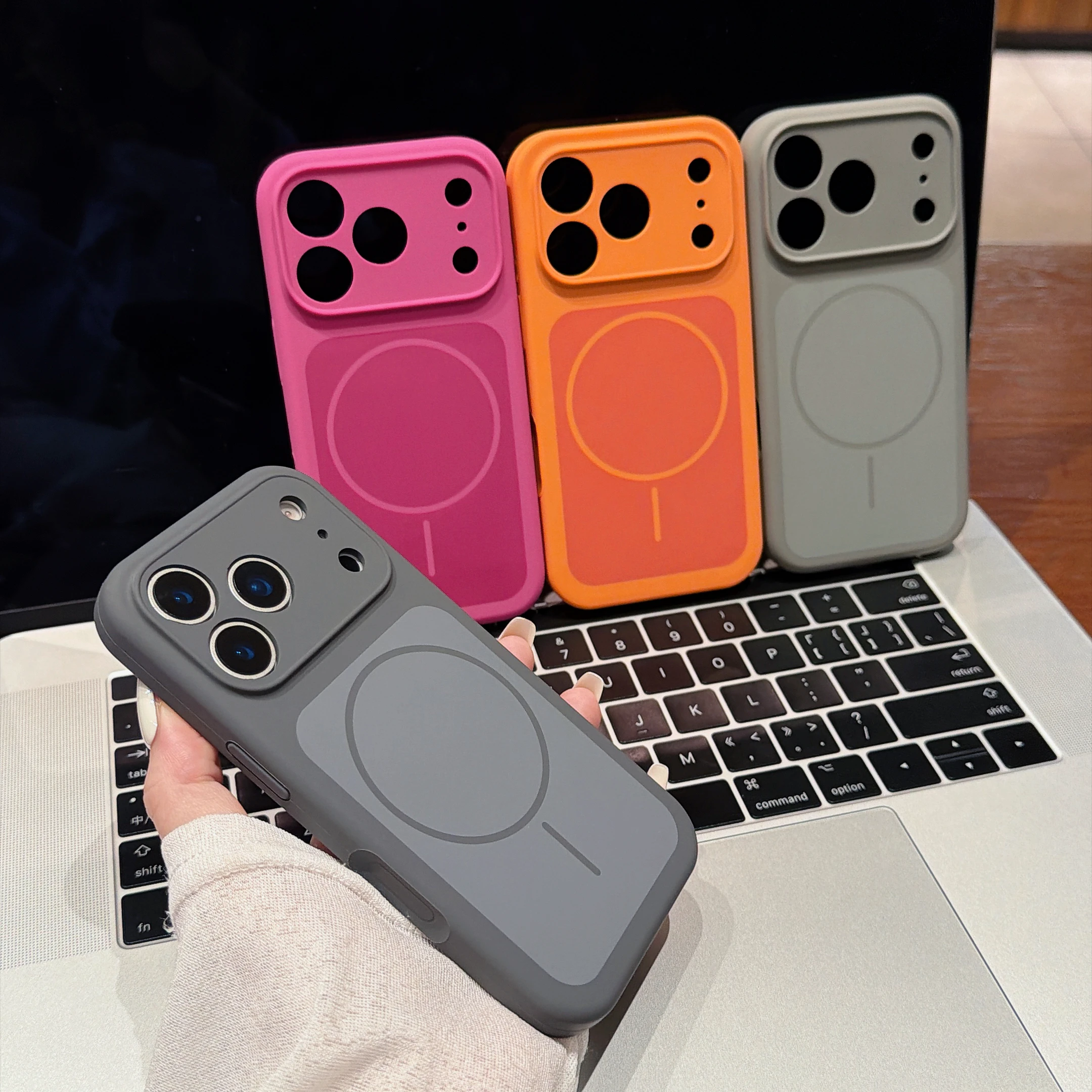 ファッションマットヒットカラー液体シリコンマグネット式携帯電 - Liquid Silicone Magnetic Phone Case のレビューと価格