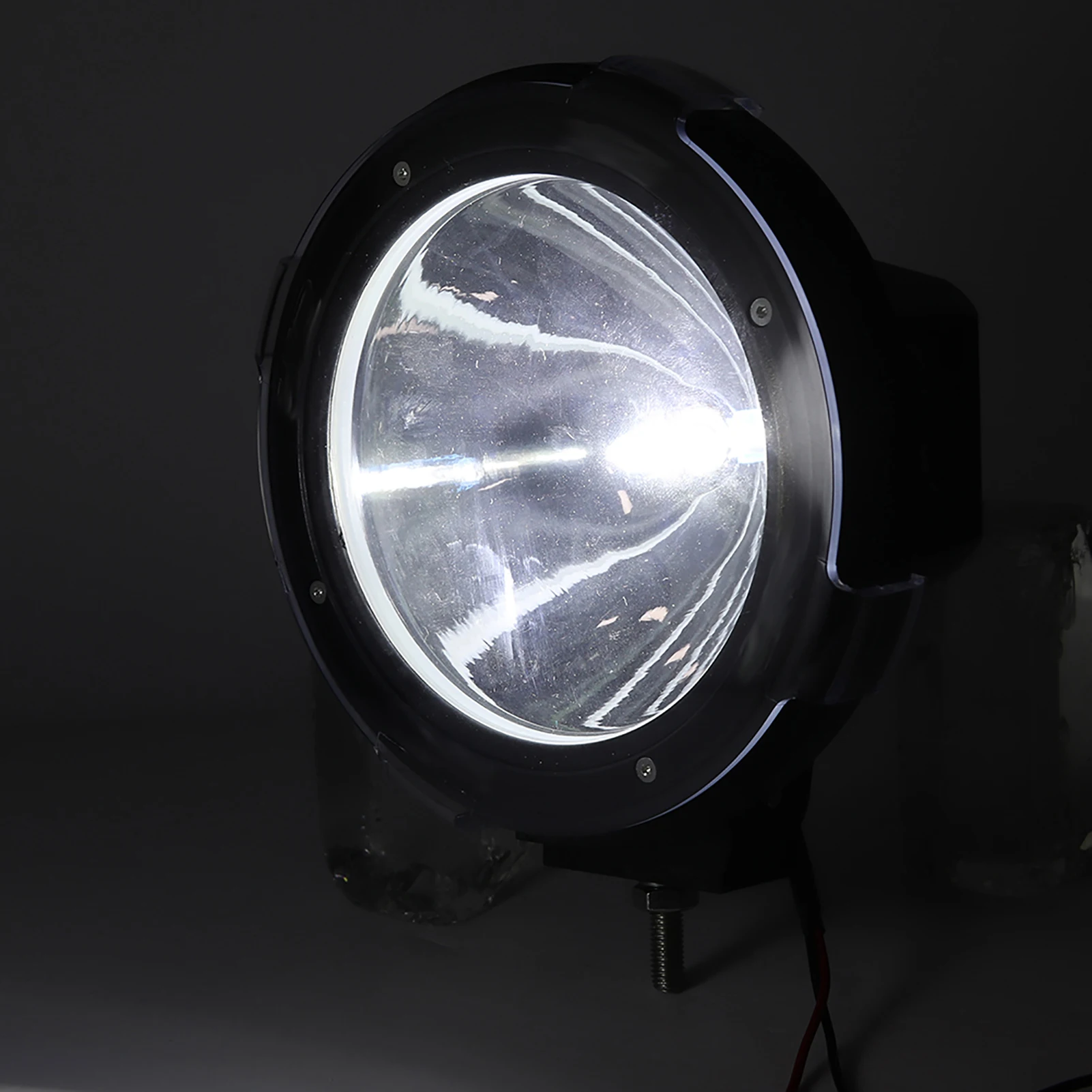 

Outdoor Spotlight 12-24V 55W 6000K H3 HID Work Light Waterproof Spotlight Bright Search Light for Off Road Engineering Vehicle