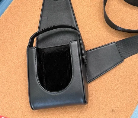 Suitable for Q343 M11M10P M9 M240 Q2 camera foreskin cover quick gun cover leather crossbody bag