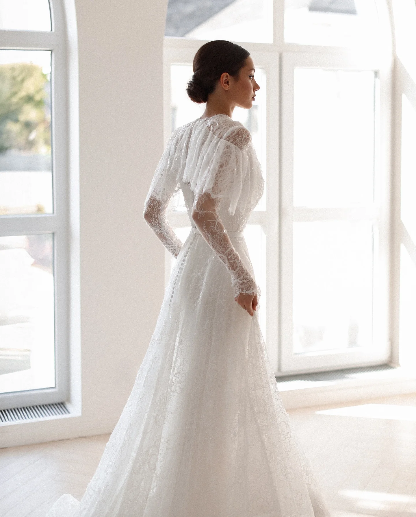 Luxury Lace Wedding Dress Draped Full Sleeves Sweep Tarin White Bridal Gown Customized Robe De Mariée