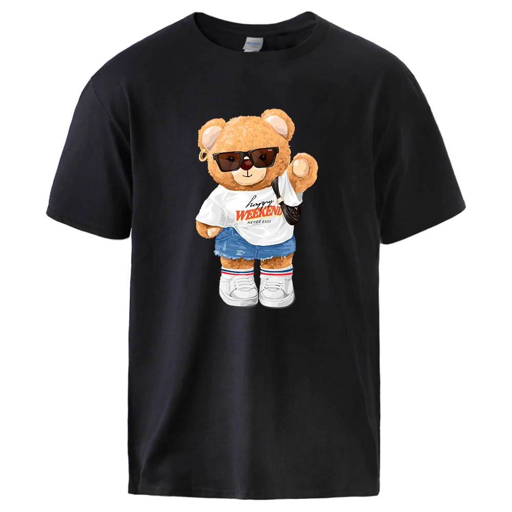 A Young Bear Girl Full Of Vitality Cotton Man Tshirt Original Loose T-Shirt Oversized Comfortable Tshirt Trend Summer Tshirts