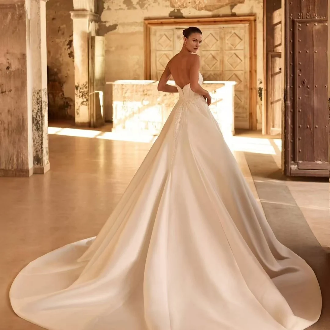Satin Champagne White White Appliques Wedding Dresses Pearl Decal Puff Skirt long tail A-line Slit Made Wedding Dress Bridal