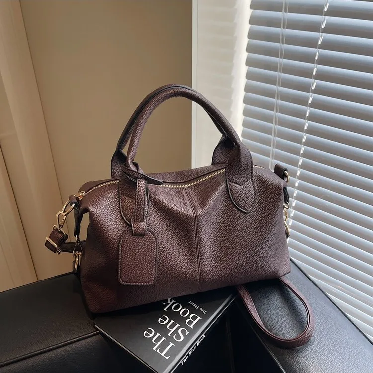 

2025 Vintage Shoulder Bag for Women, Spacious Solid Color Crossbody Purse, Roomy European Style Tote, Sophisticated & Versatile