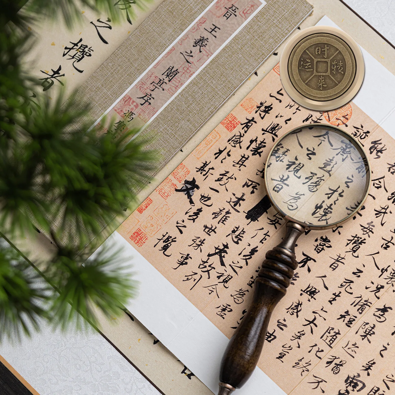 

Elegant Solid Brass Round Paperweight Heavy Functional Desk Weight for Office Home Studio Calligraphy Drawing Writing Decorative