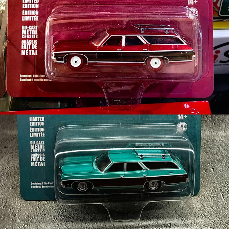 

Diecast Autostar Aw 1/64 Scale Royal Bobcat 1964 Pontiac Clay Pot Travel Alloy Car Model Collectible Toy Gift Souvenir Display