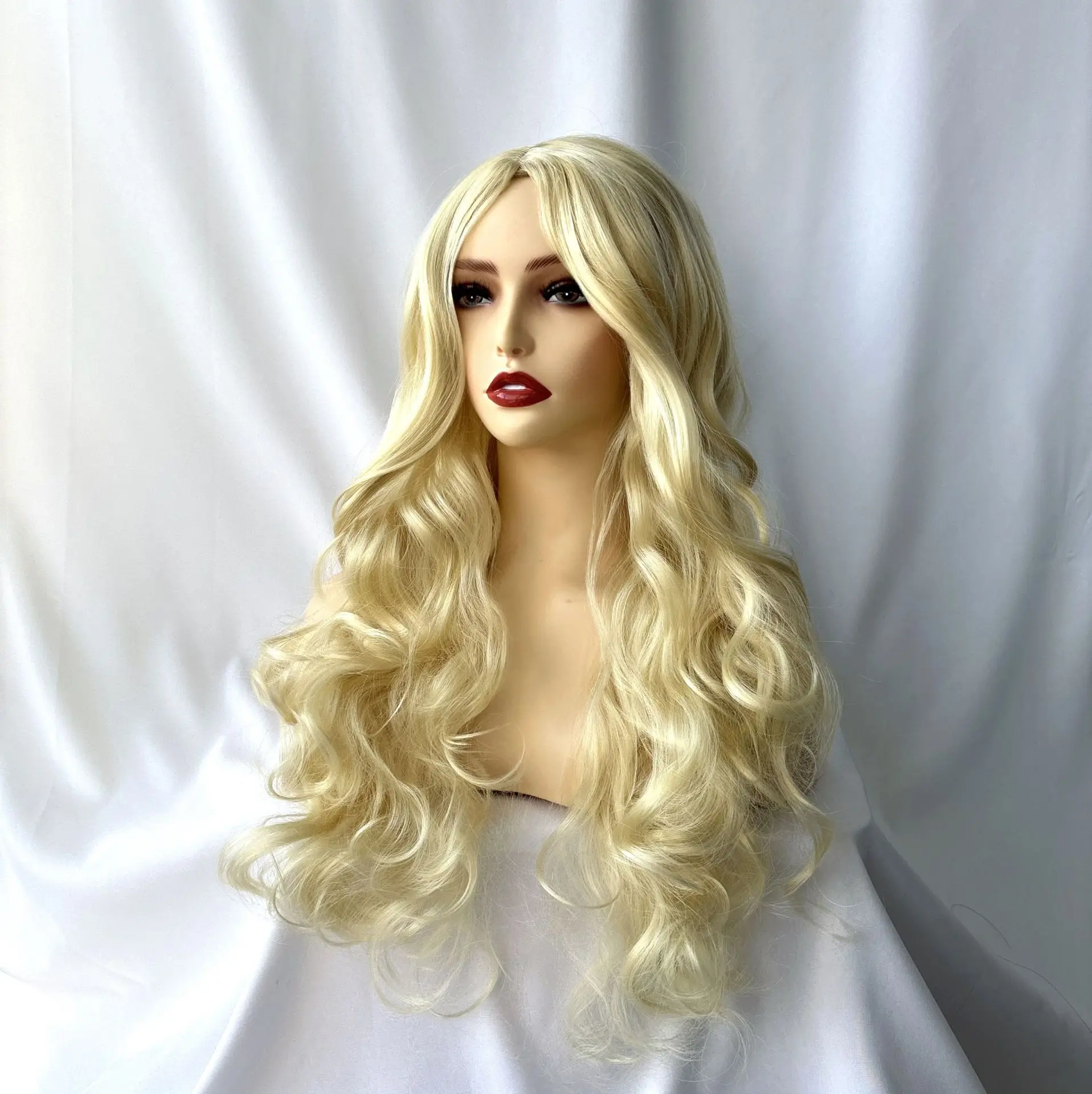 Advanced curly hair design, romantic and gentle women's wig cover, light colored long hair, for mom's gift