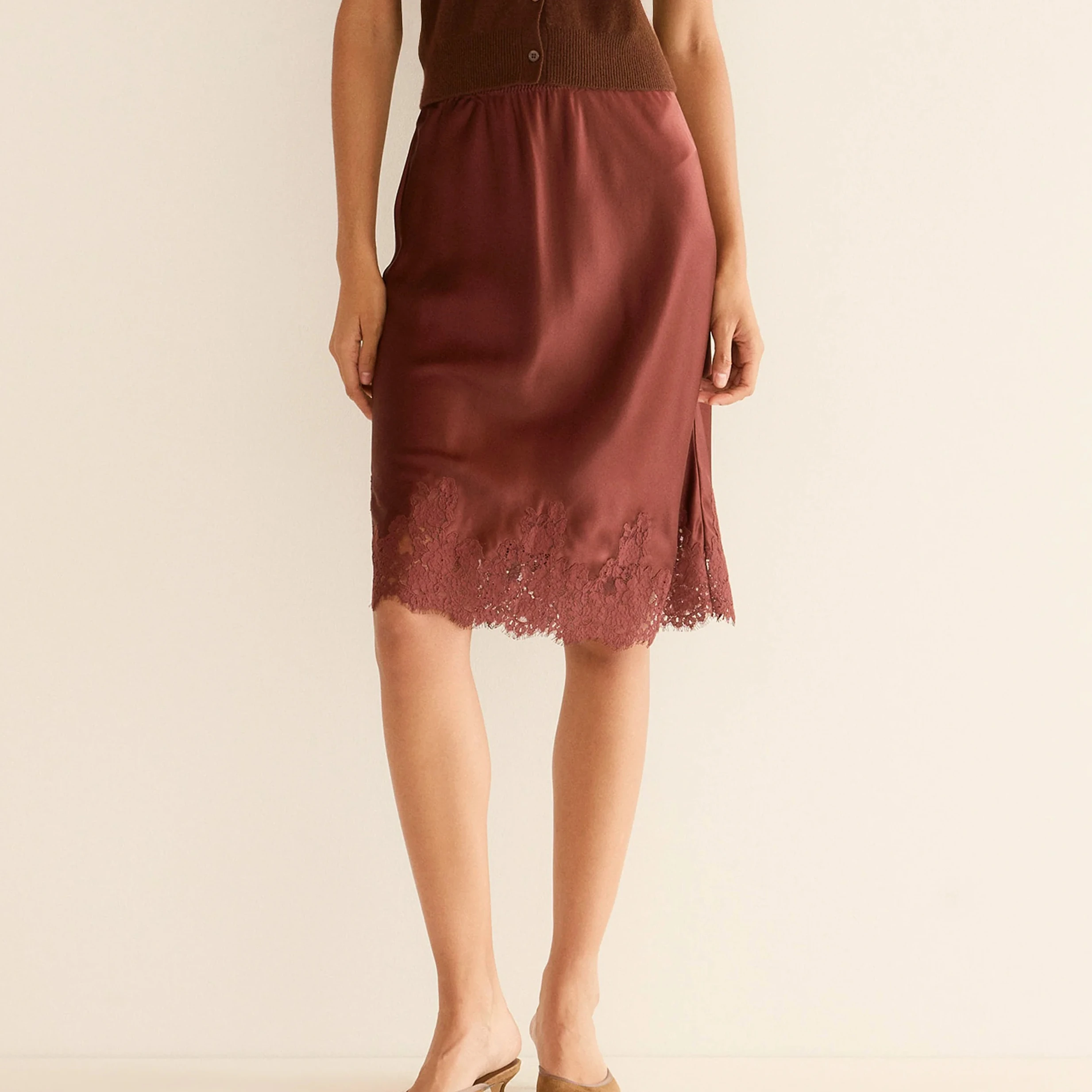 

Elegant Womens Lace Trim Midi Skirt Casual Stylish Elegant Solid Color Mid Rise Skirts for Daily Life Gathering Office and More