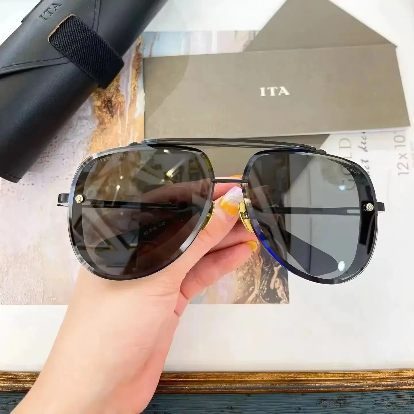 

Newest Brand Women Men Sunglasses LIMITED EDITION Oval Alloy Frame Premium Classic For Unisex Eyeglasses RETRODITA MACH EIGHT
