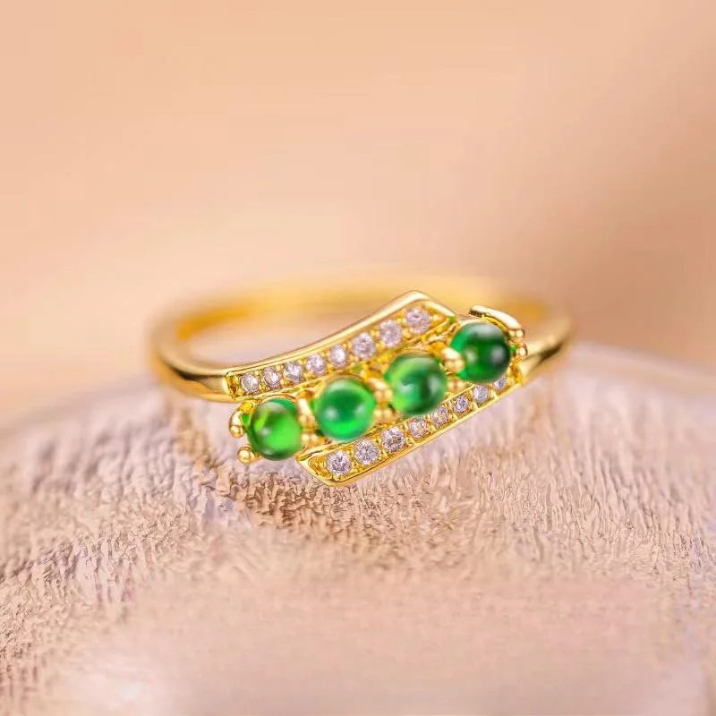 Light Luxury Unique Emerald Ring Fashion Minimalist Micro Paved Chalcedony Zircon Adjustable Open Ring For Women Daily Wear Exqu