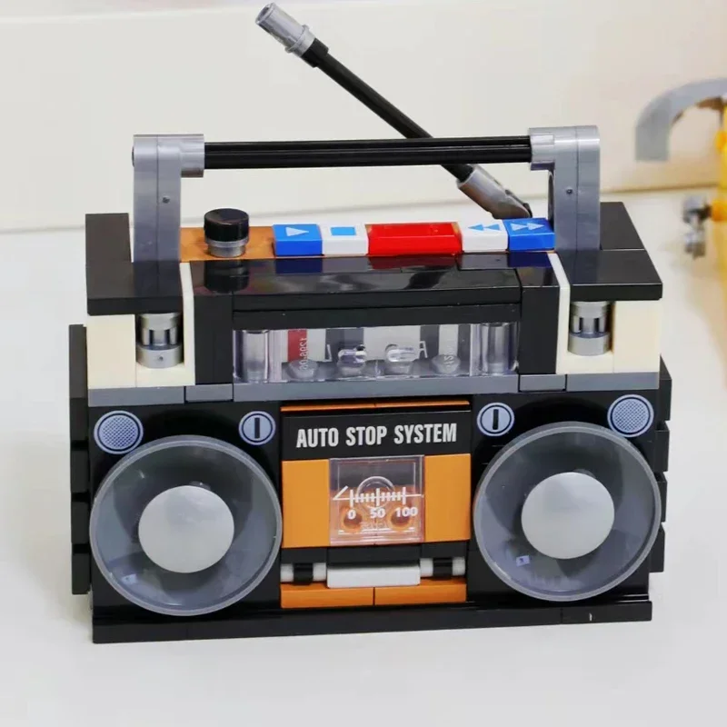 JAKI-DIY Mini Blocks Bricks Building Toy para Crianças, Retro Boombox, Cassette Radio, Music Tape Player, Modelo de Máquina, Sem Caixa, 8215