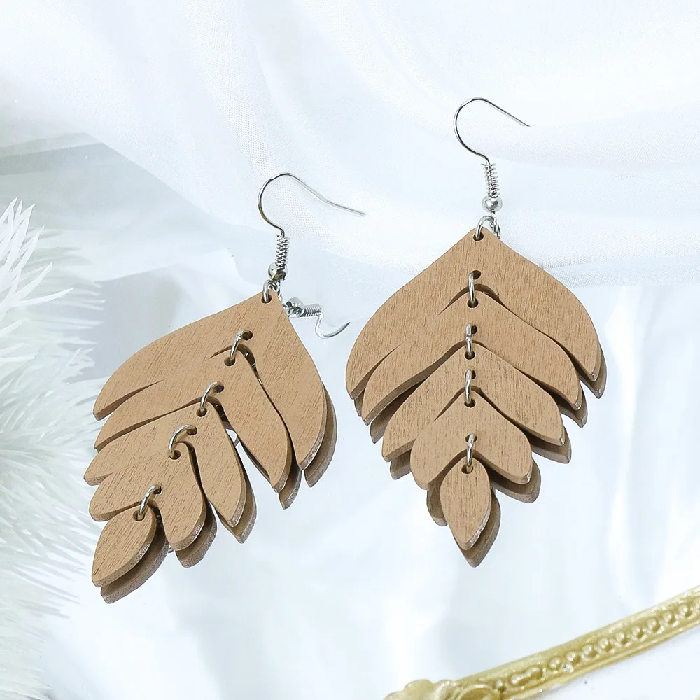 Cross-border Amazon new wooden earrings, European, American bohemian exaggerated leaf earrings, ear jewelry manufacturers wholes