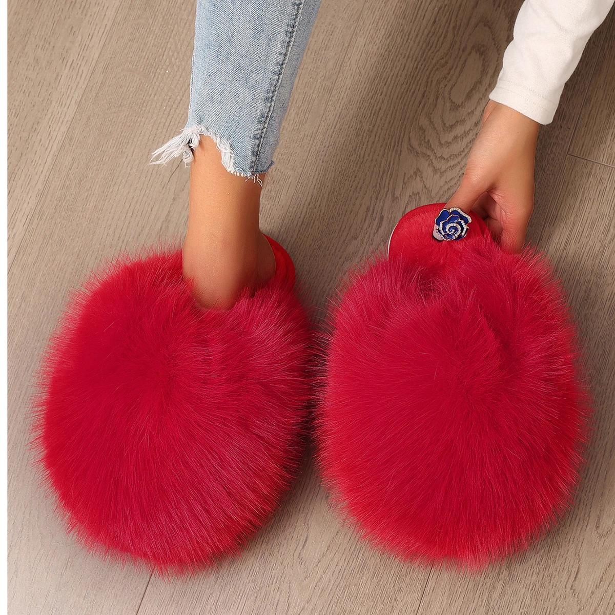 

Winter Women Indoor Slippers 2025 New Faux Fur Home Shoes Women Soft Sole Fashion Warm Fluffy Slippers Solid Baotou Slides Women