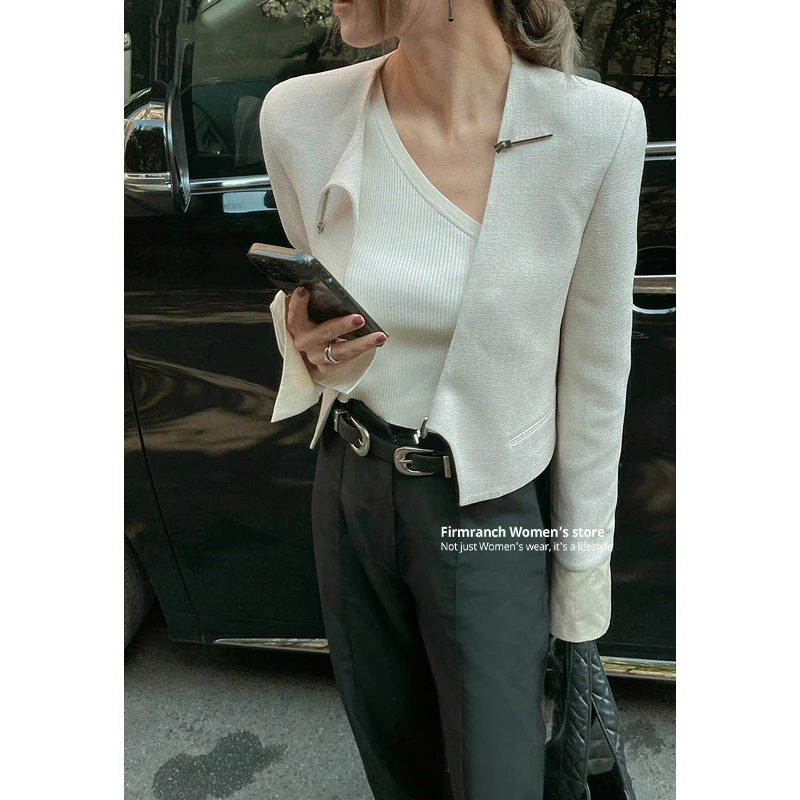 Firmranch High Quality New Chinese Metal Disc Buckle Dissymmetry Backless Tailored Suit Jackets For Women Early Autumn Blazers