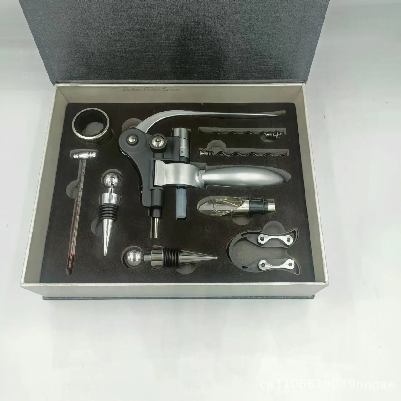 

Nine-Piece Wooden Box Set Red Wine Bottle Opener Multi-Functional Rabbit Ear Design Zinc Alloy Wine Tools Gift Set for All