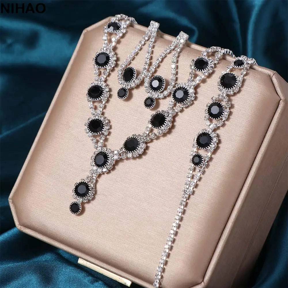 

Brida Crystal Rhinestone Jewelry Set Shining Diamond Bracelet Earrings Exquisite Luxury Necklace Women