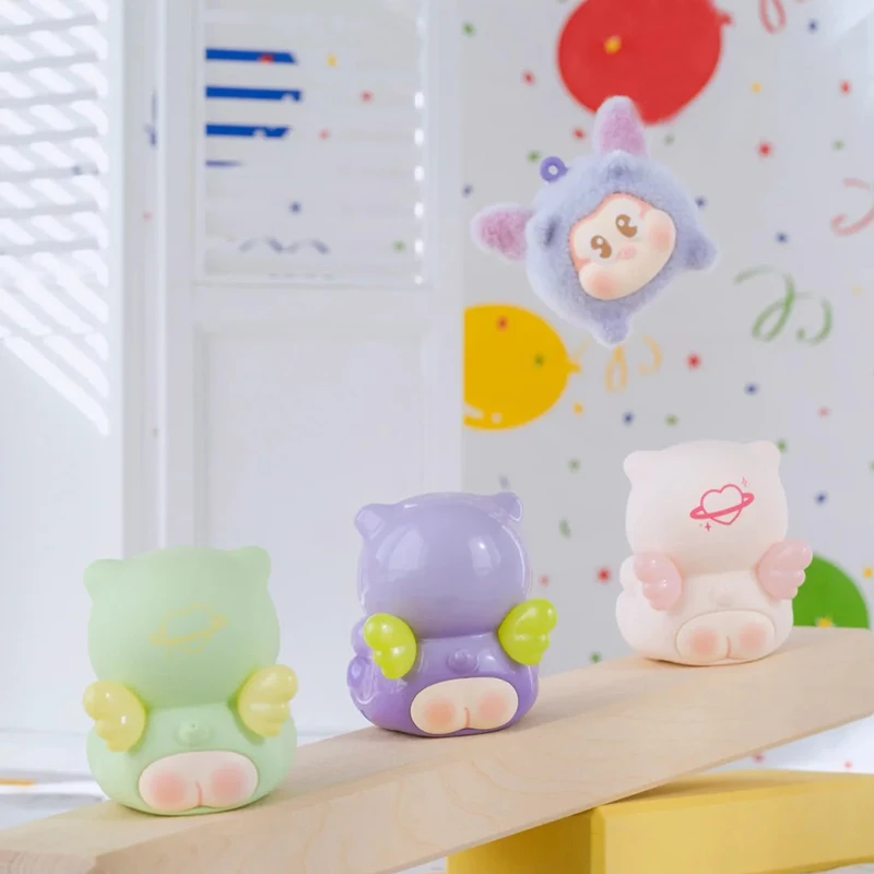 Scatola cieca serie Sllo Flying Pig originale Scatola misteriosa Kawaii Ornamento da tavolo Bambola in vinile Ciondolo carino mini bambola giocattolo Regalo di compleanno