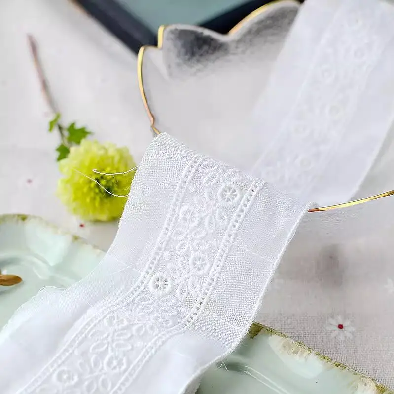 4yards/lot 5.5cm White Cotton Hollow Out Wheel Embrodiered Lace Trim Material X1412