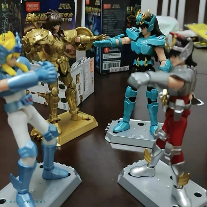 

Набор фигурок Blokees Gold Saint V2 — Champion Saori Kido & Seiya Mu Aiolia Коллекционная сборная модель игрушки для подарка на день рождения