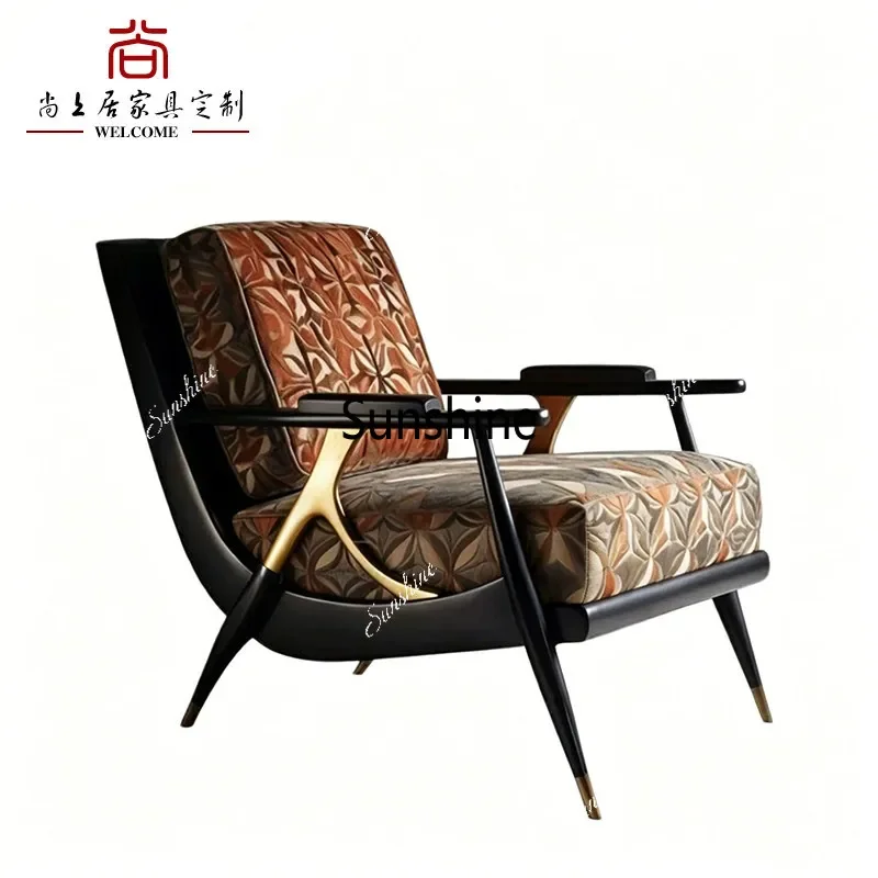 YHigh-end design creative modern single leisure chair simple living room solid wood sofa