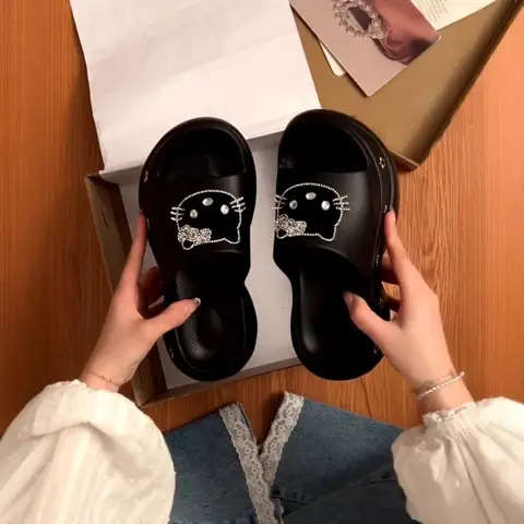 Cute Hello Kitty height-increasing slippers, kawaii wear-resistant thick-soled slippers, soft, comfortable and non-slip, gift