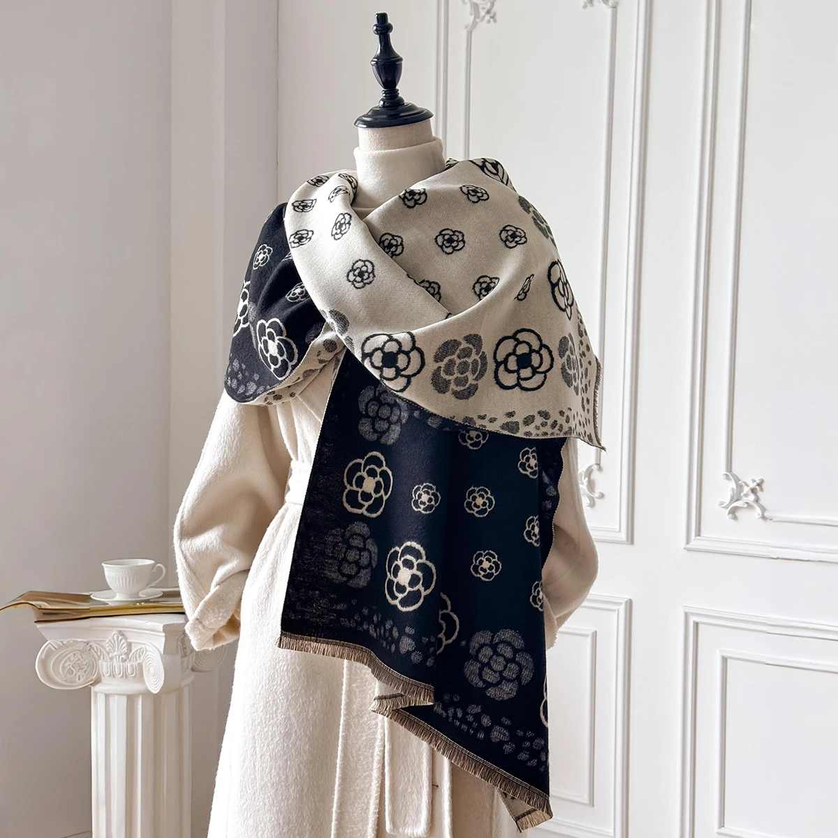 

Женский роскошный зимний теплый шарф с цветочным принтом из искусственного кашемира 2025 года — шаль из пашмины и дорожное одеяло-пончо-палантин