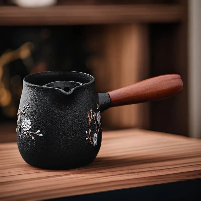 Cans of Tea, Roasted Milk, Cast Iron, Side Pot, Surrounding Stove, Making Tea, Pot Boiling Water