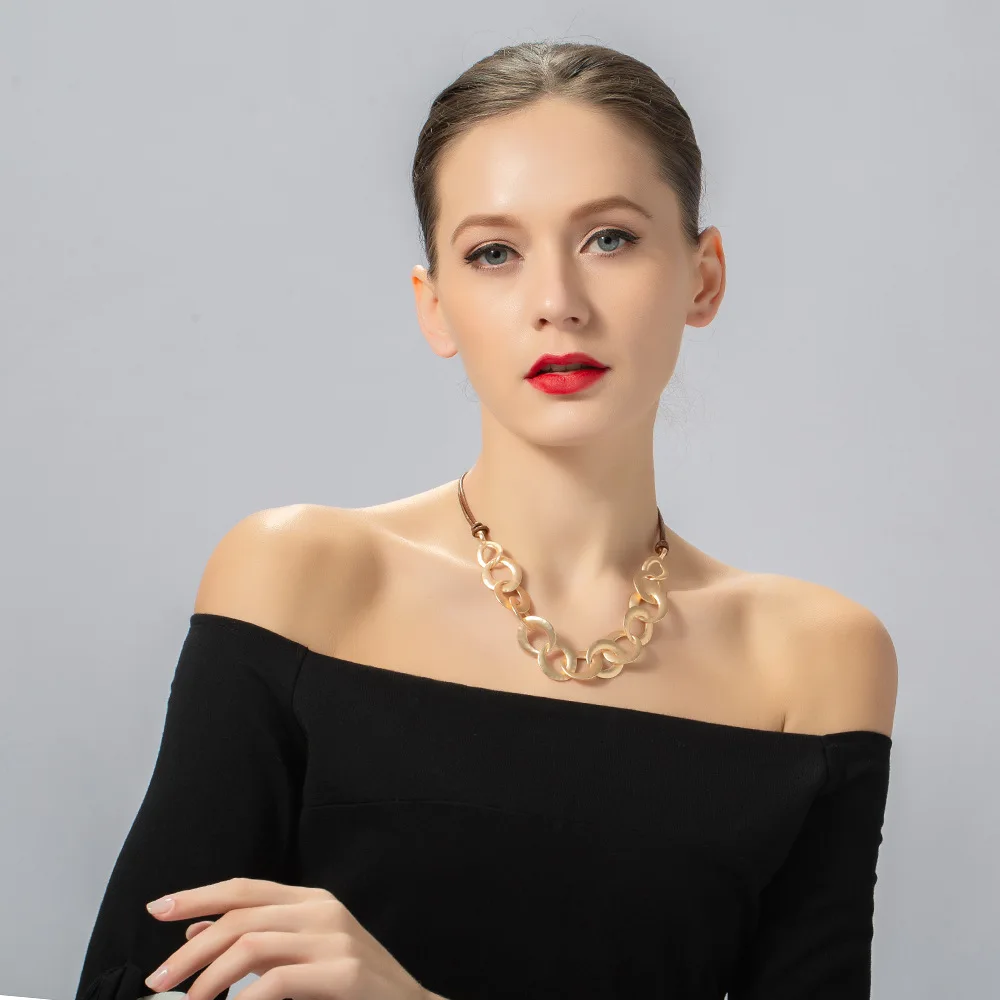 

Kaseakia Chunky Big Large Statement Hoop Chain Metal Alloy Pendant Choker Necklace for Women