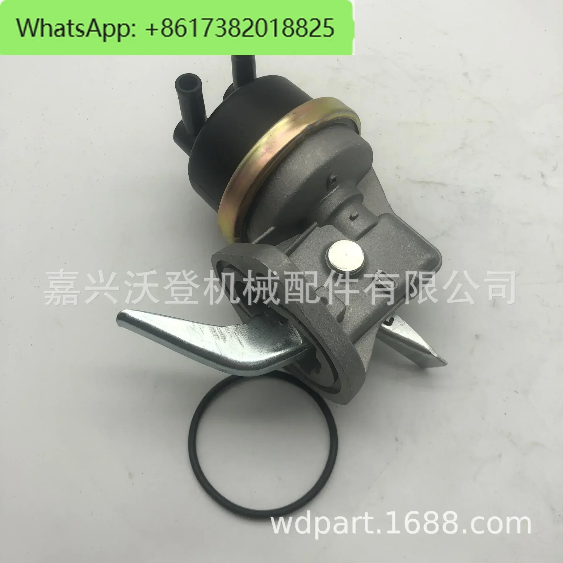 

RE38009 fuel pump is suitable for tractors 1032 1042 1052 1133