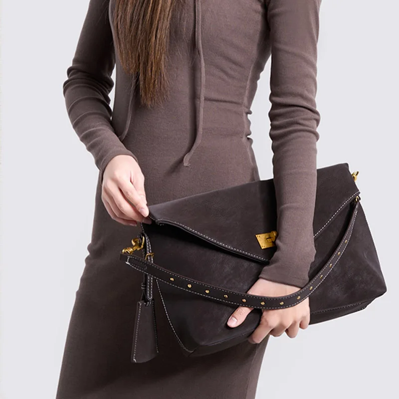 

Elegant Large Capacity Women's Crossbody Bag Casual Fashion Lock Clasp Underarm Shoulder Bag for Stylish Everyday Use