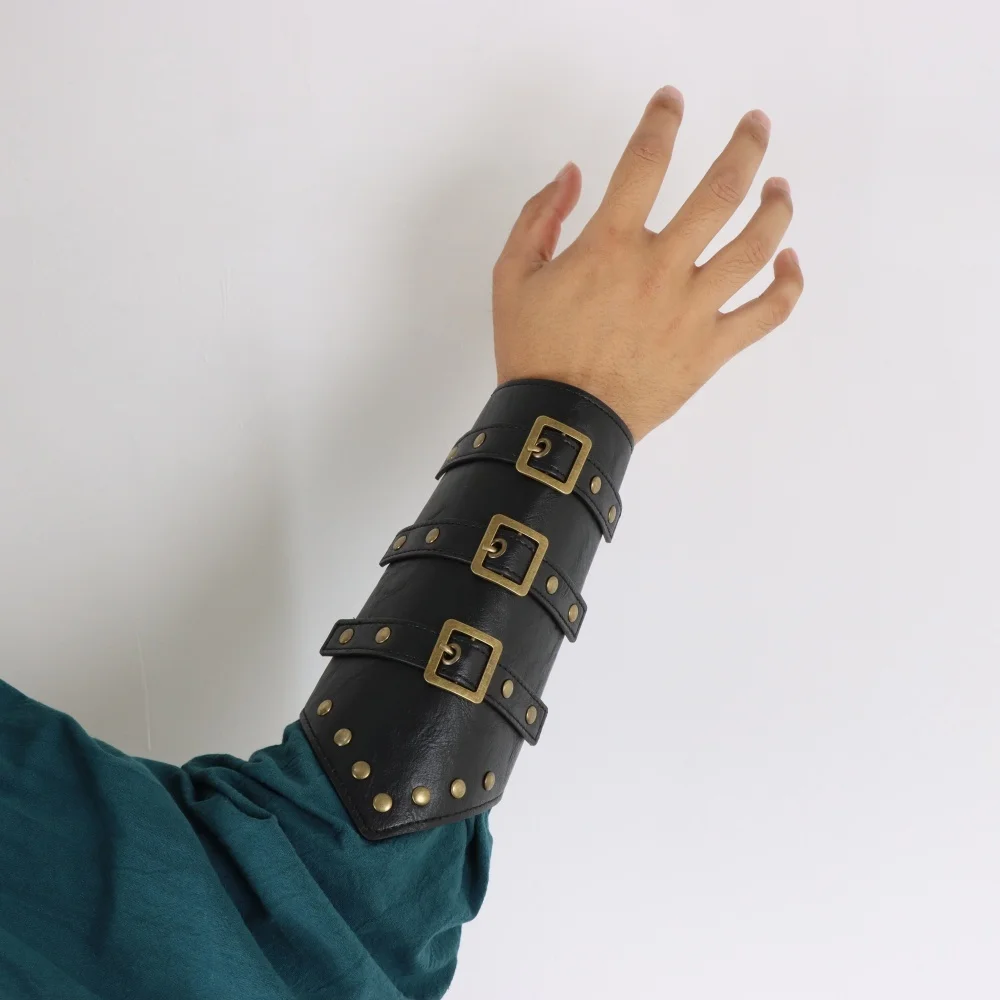Medieval Belt Viking Knight Cosplay Rivet Bracelet PU Leather Material Outdoor Knight Riding Dress Cosplay Belt Set