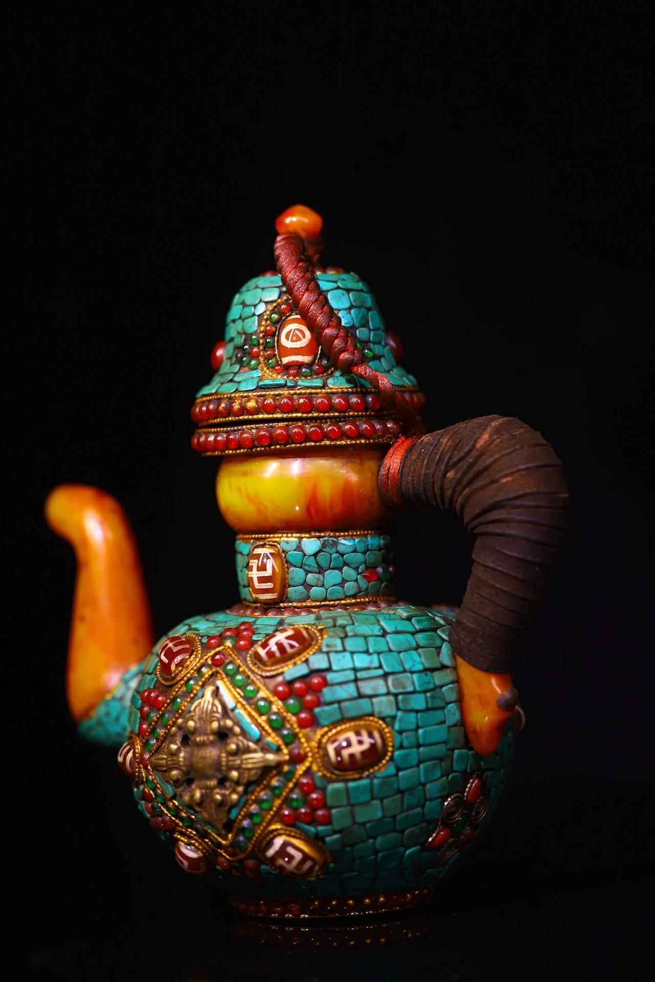 

7"Xizang Folk Collection Old Beeswax Mosaic Gem gZi Beads Turquoise Kettle Six Character Proverbs Teapot Butter Pot Amulet