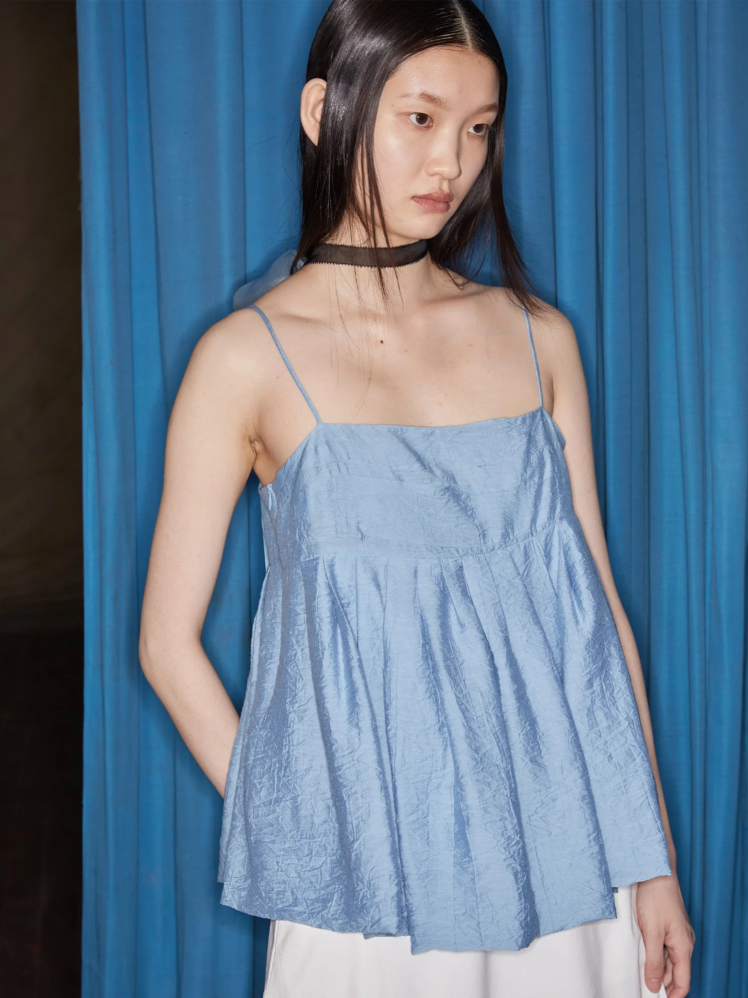 

Faionable Blue Pleated Texture Doll Strap Top Women's Summer Thin Edition ort Length Svel Tang Suit Sle