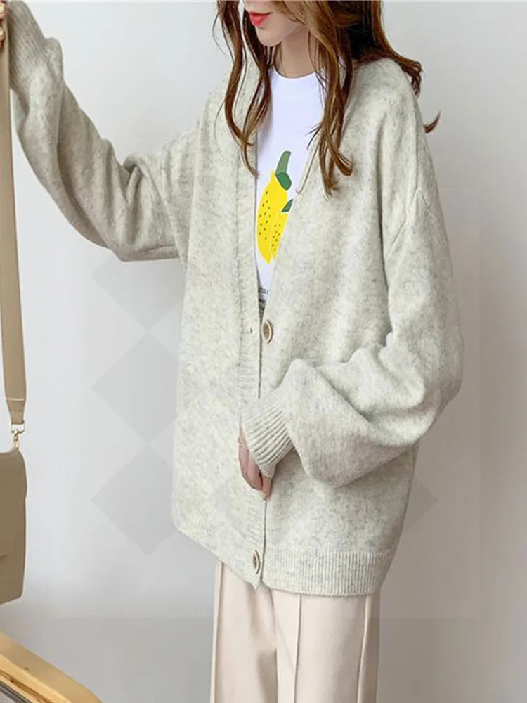 المرأة كبيرة الحجم الخامس الرقبة سترة متماسكة سترة 2025 الخريف الشتاء الكورية شيك بلوزة الفتيات أبلى Suete Mujer المعطف