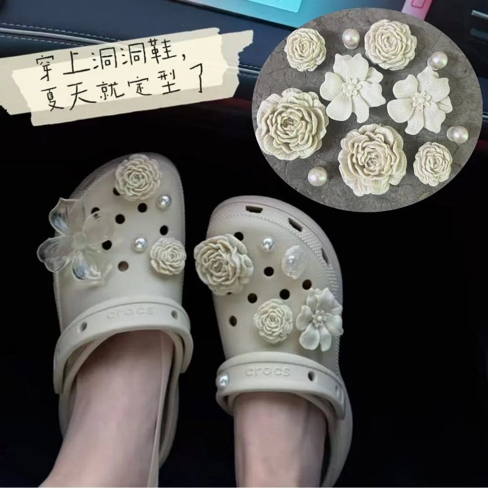 

Fashion Flower Pearl Shoe Charms Set For Clogs Sandals DIY Flower Hole Shoe Buckle 3D Flower Women's Shoes Decoration Accessory