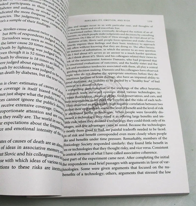 Pensare a libri economici veloci e lenti In inglese