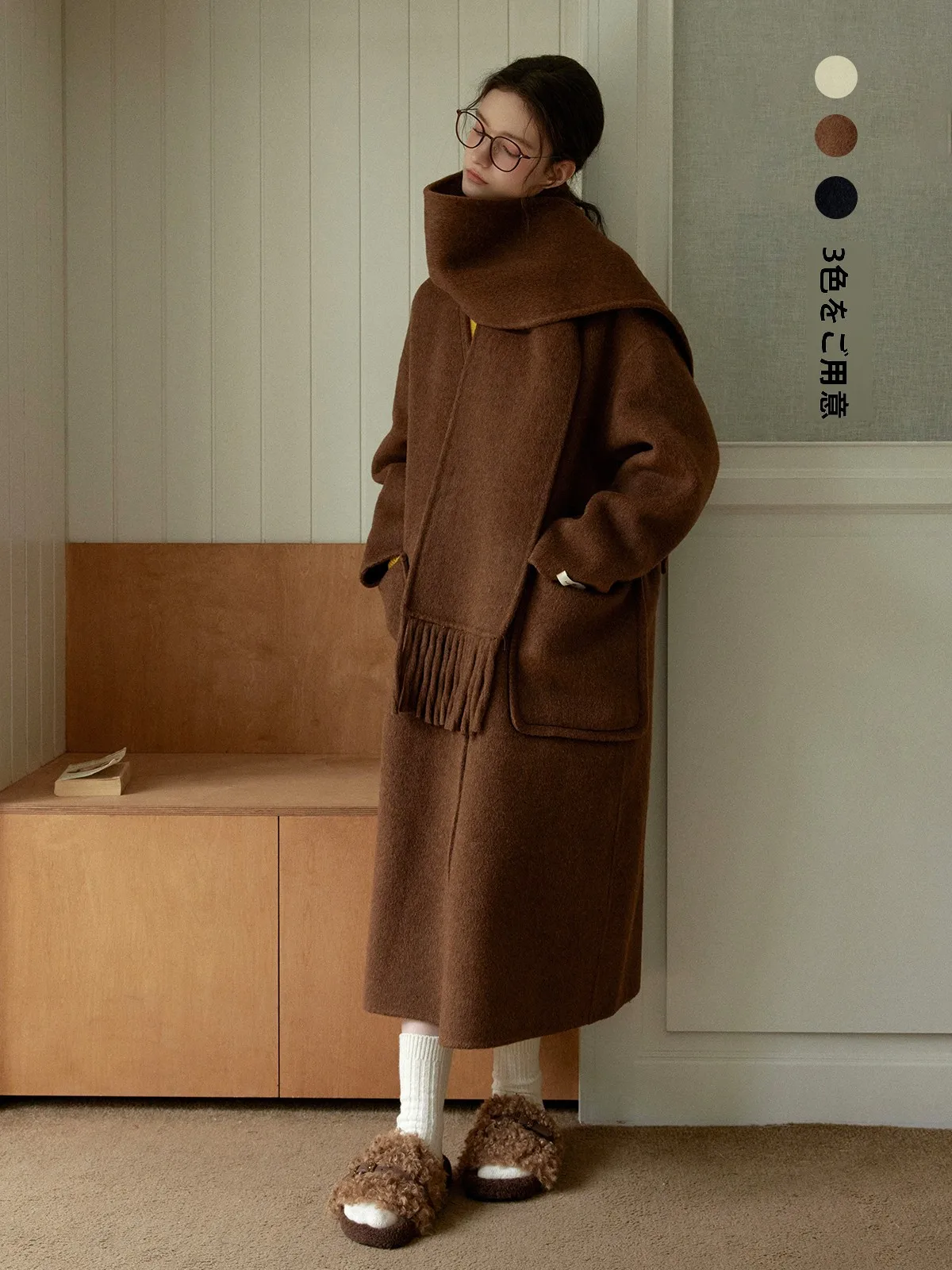 

Элегантное двустороннее шерстяное пальто с воротником-шарфом для женщин: модный городской стиль, длинный рукав, V-образный вырез, зимняя верхняя одежда