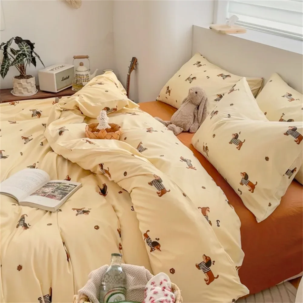 

Korean Style Sausage Dog Floral Girl Heart Four Piece Set, Washed Cotton Bed Sheet Hat Student Duvet Set Three Piece Set