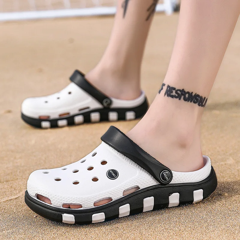 Unisex Sandals Outdoor Beach Shoes Men Hole Slippers Water Shoes Men Sandalias Clogs Women Garden Water Shoes Summer Light