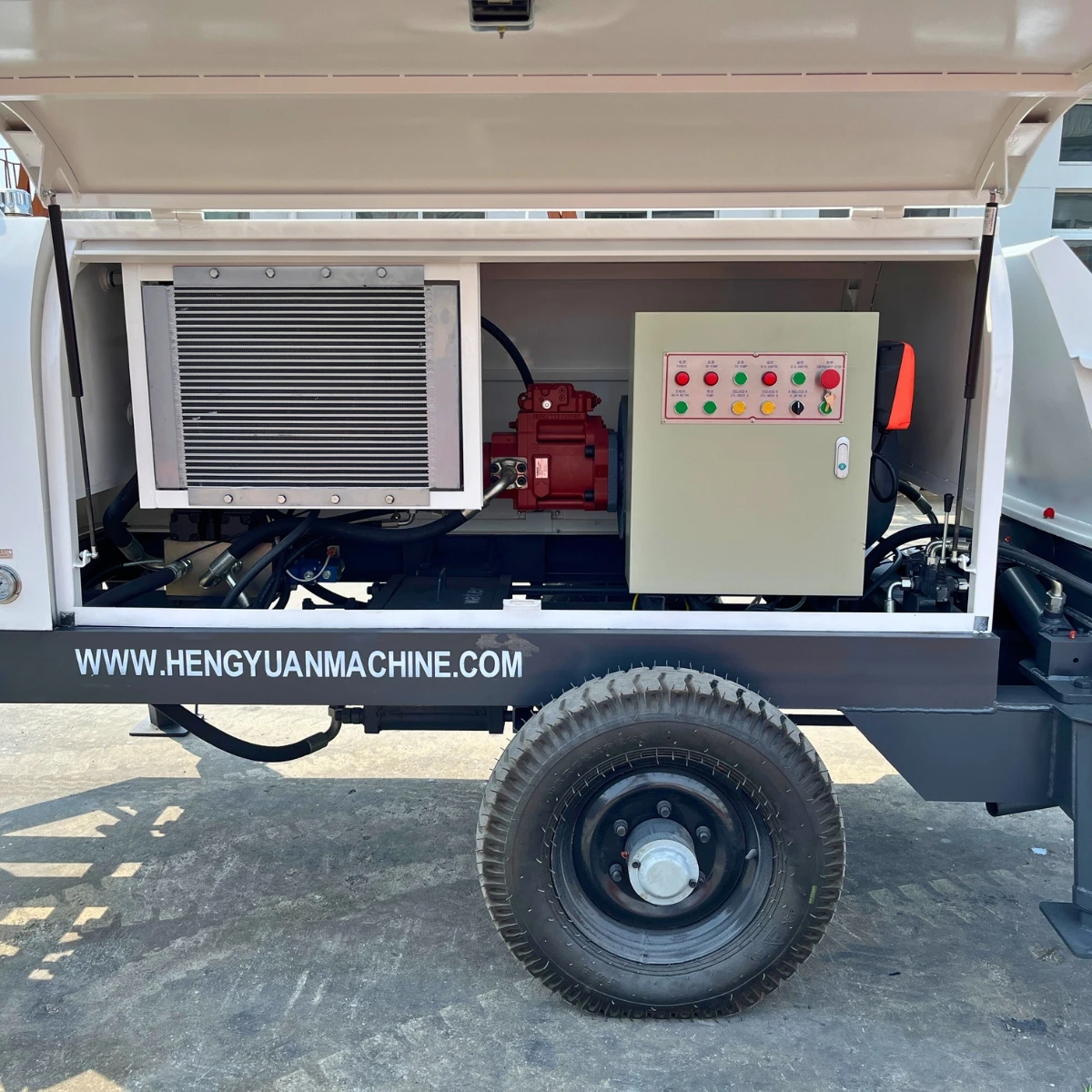 مضخة خرسانة ديزل متنقلة مضخة خرسانة 3200x1480x1600 مللي متر البعد سهلة الحركة بناء صغير أعمال الأساس المنزلي