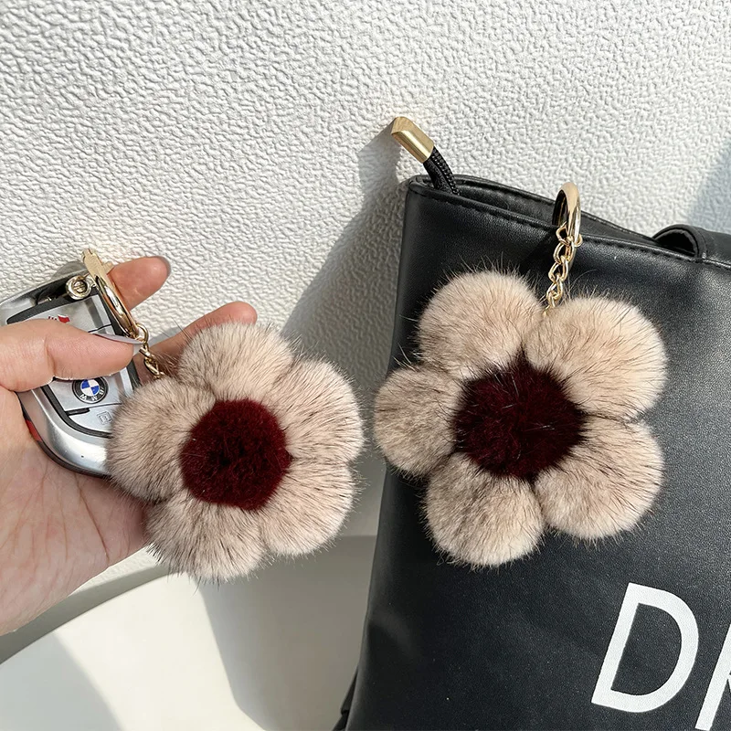 Plüsch-Blumen-Schlüsselanhänger mit künstlichem Nerzfell, Sakura-Anhänger für Autoschlüssel, Tasche, niedliche Damen-Geldbörse, Rucksack-Zubehör, florales Pompon-Geschenk