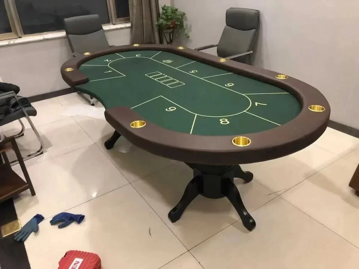 A  Texas Poker Table Poker Table Size Logo Can Be Customized Board Fireproofing Material