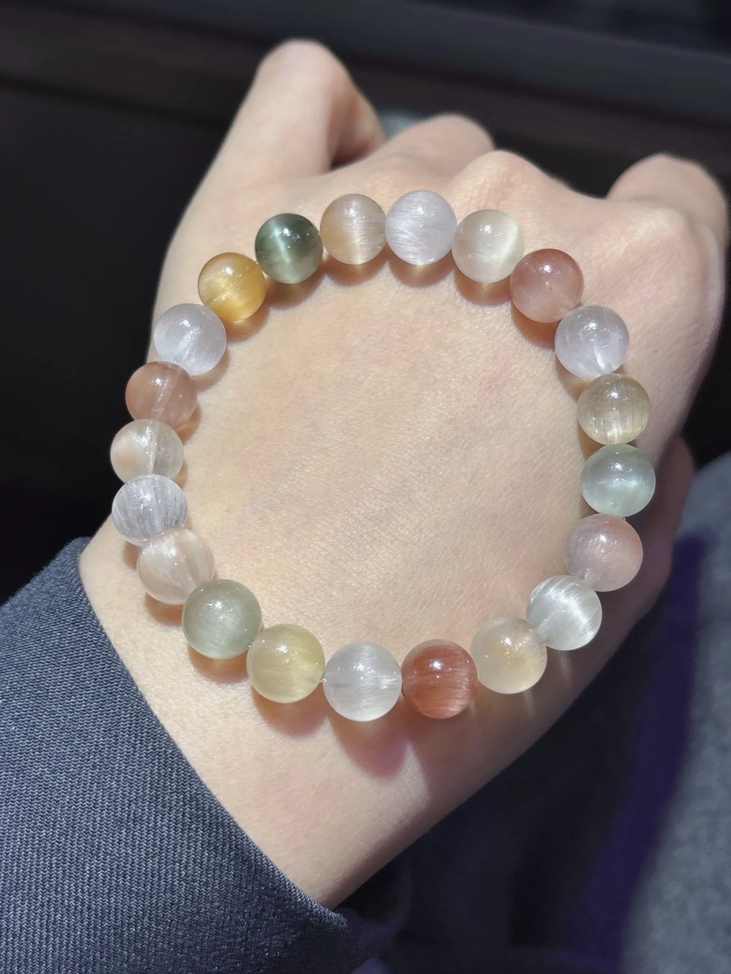 

Natural Colorful Rutilated Quartz Clear Round Bracelet Rabbit Rutilated 9.2mm Women Bracelet AAAAAA