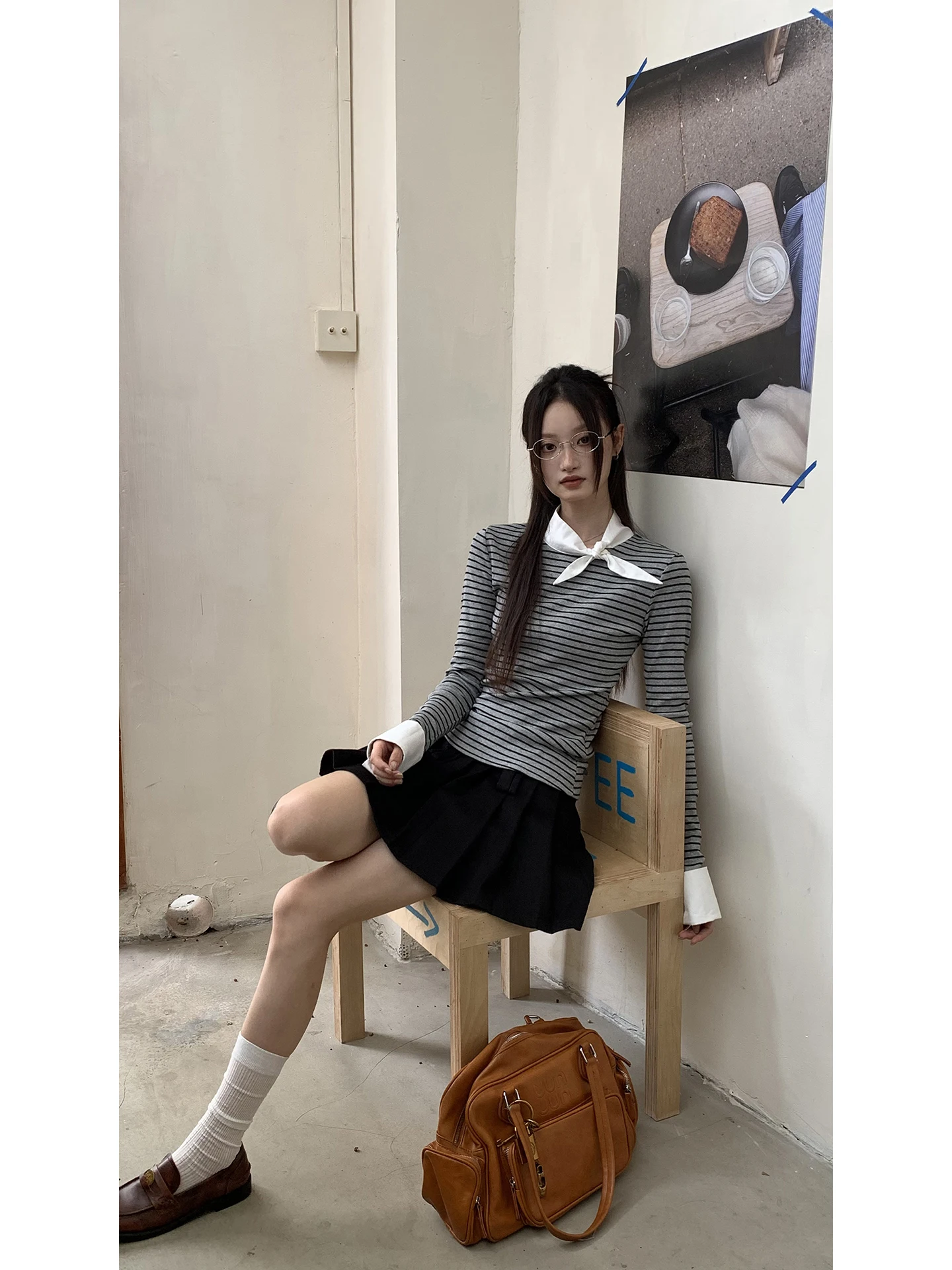 قميص نسائي محبوك بأكمام طويلة ومخطط للخريف، تي شيرت أحمر بتصميم عصري مستوحى من المتاحف، قمة الأناقة للسيدات #5